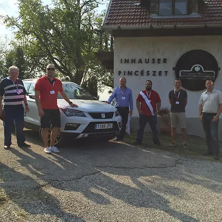 Inhauser Pinceszet Гостевой дом *